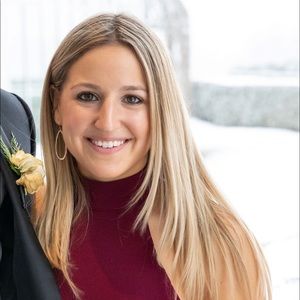 Meet your Posher, Lisa